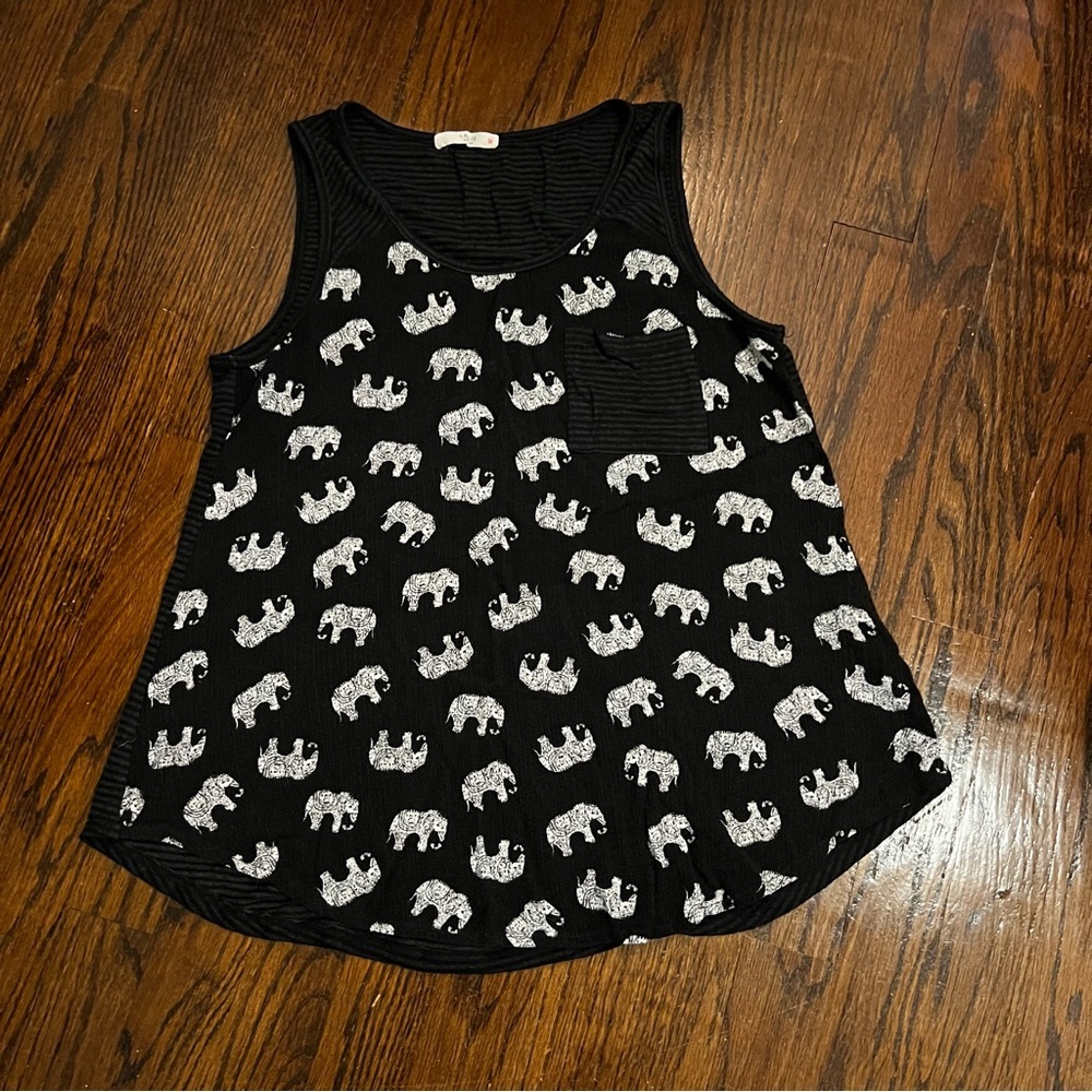 Le Lis Black and White Elephant Print Women’s Tank Top